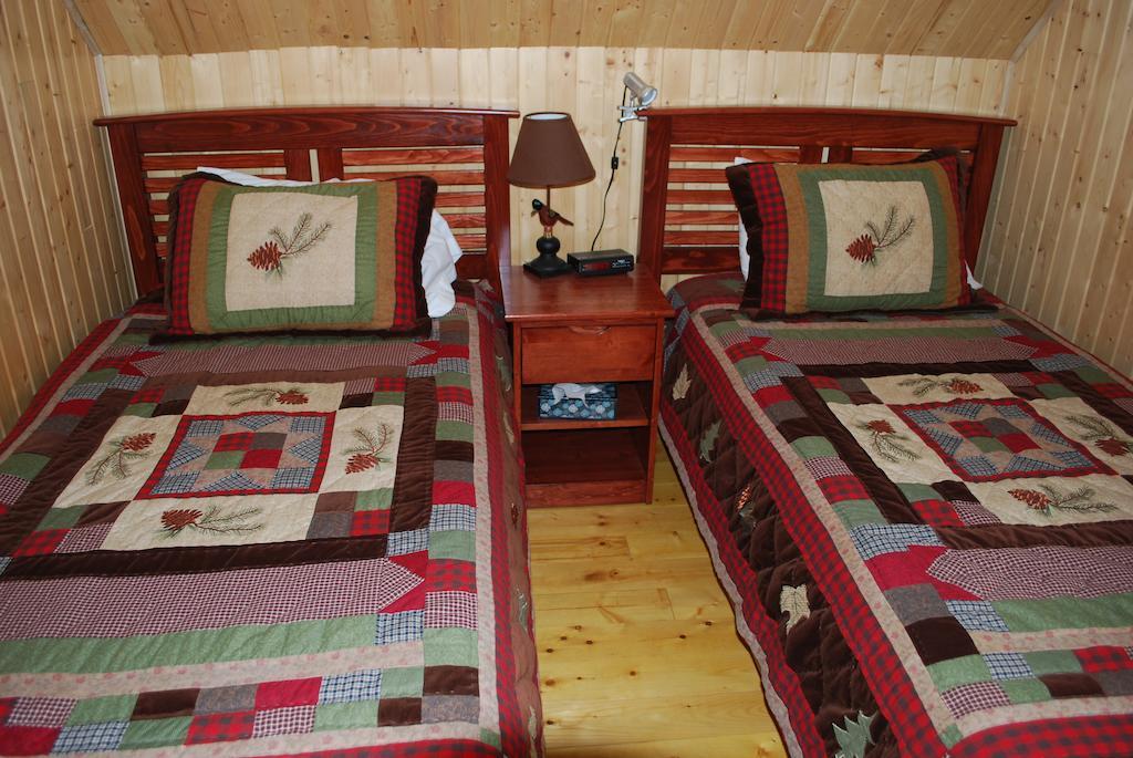 Auberge De La Riviere Matapedia - Matapedia River Lodge Routhierville ห้อง รูปภาพ
