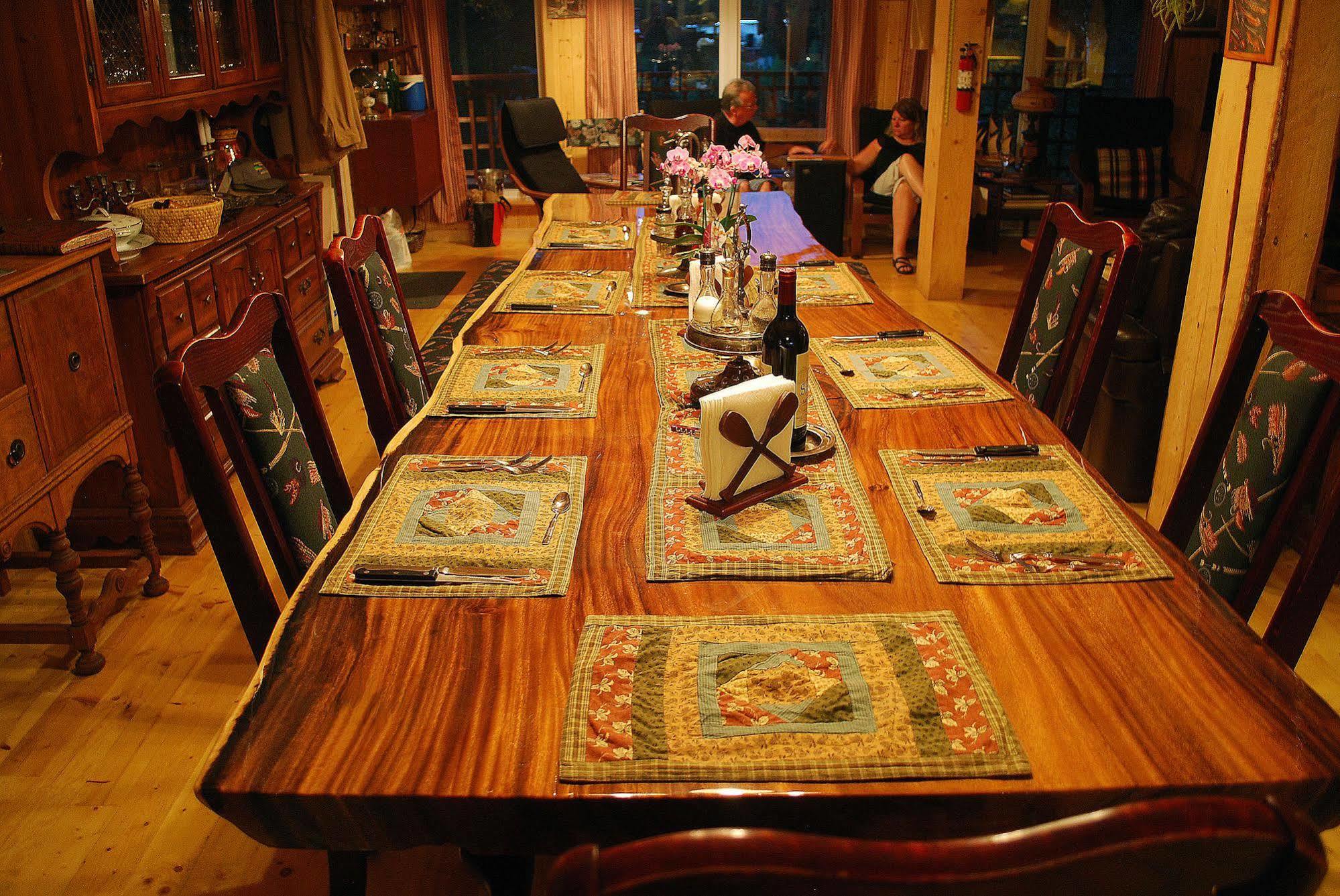 Auberge De La Riviere Matapedia - Matapedia River Lodge Routhierville ภายนอก รูปภาพ